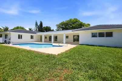 401 NW 3rd Place, Dania Beach, FL 33004 - Photo 22