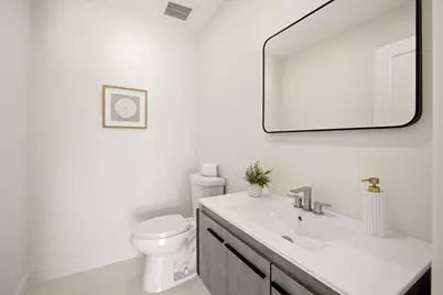 401 NW 3rd Place, Dania Beach, FL 33004 - Photo 2