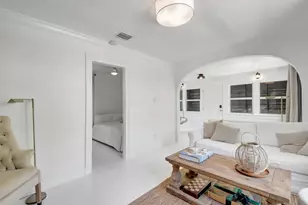 220 S L St, Lake Worth Beach, FL 33460 - Photo 8