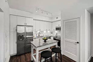 2000 Stirling Rd, Hollywood, FL 33020 - Photo 16
