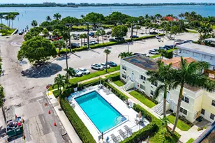 15 S Golfview Rd, Lake Worth, FL 33460 - Photo 22