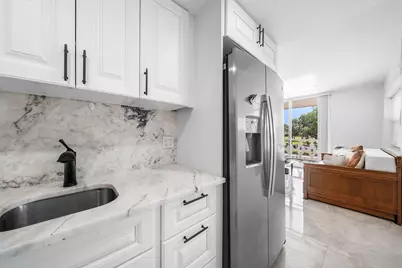 15 S Golfview Road #206, Lake Worth, FL 33460 - Photo 12