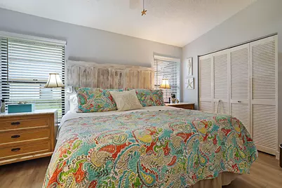 8071 SE Villa Circle, Hobe Sound, FL 33455 - Photo 14