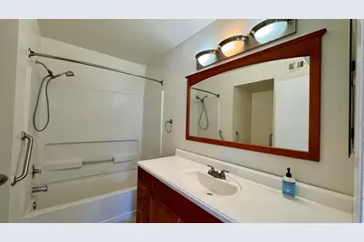 815 W Boynton Beach Boulevard #10-105, Boynton Beach, FL 33426 - Photo 14