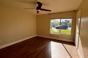 815 W Boynton Beach Blvd, Boynton Beach, FL 33426 - Photo 8