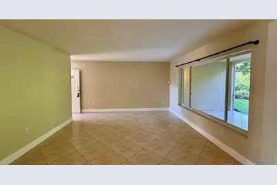 815 W Boynton Beach Boulevard #10-105, Boynton Beach, FL 33426 - Photo 28
