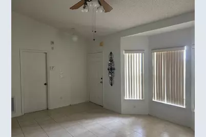 5218 NW West Piper Circle, Port Saint Lucie, FL 34986 - Photo 2