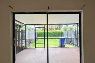 353 NW 103rd Terrace, Pembroke Pines, FL 33026 - Photo 12