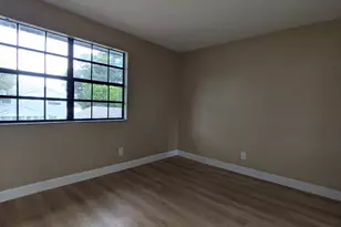 353 NW 103rd Terrace, Pembroke Pines, FL 33026 - Photo 18