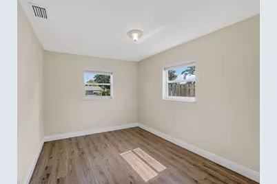 1333 W 31st Street, Riviera Beach, FL 33404 - Photo 32