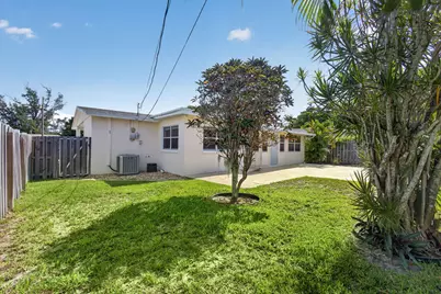 1333 W 31st Street, Riviera Beach, FL 33404 - Photo 40