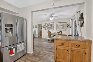 220 NW 48th St, Oakland Park, FL 33309 - Photo 16