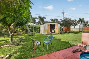 220 NW 48th St, Oakland Park, FL 33309 - Photo 34