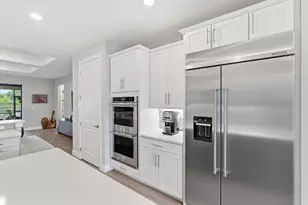 208 Sonoma Isles Cir, Jupiter, FL 33478 - Photo 12