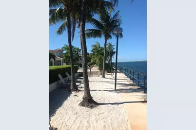 1045 Lake Shore Drive #206, Lake Park, FL 33403 - Photo 12