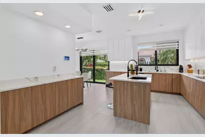 21312 Greenwood Court, Boca Raton, FL 33433 - Photo 12