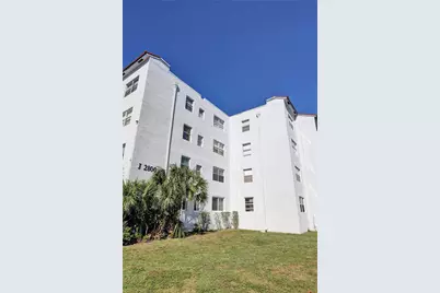2800 Somerset Drive #418j, Lauderdale Lakes, FL 33311 - Photo 2