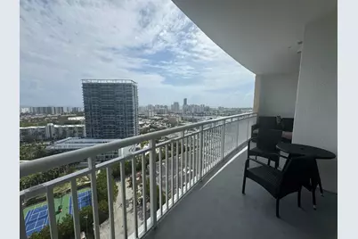 1755 E Hallandale Beach Boulevard #2104e, Hallandale, FL 33009 - Photo 4