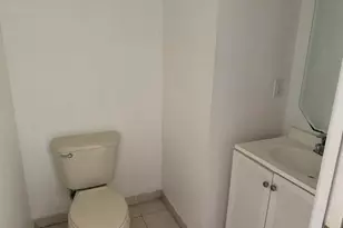 8330 SW 29th St, Miramar, FL 33025 - Photo 16