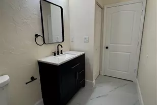 749 SW 3rd Ave, Pompano Beach, FL 33060 - Photo 20
