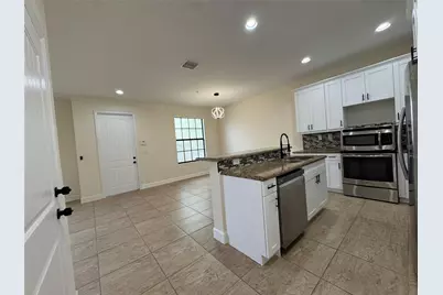 749 SW 3rd Avenue, Pompano Beach, FL 33060 - Photo 2