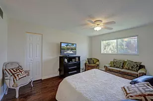 35 Colonial Club Dr, Boynton Beach, FL 33435 - Photo 24