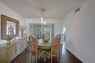 35 Colonial Club Dr, Boynton Beach, FL 33435 - Photo 8