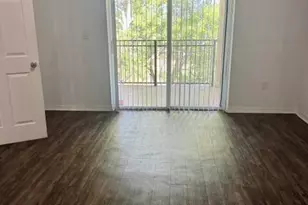 200 SW 117th Terrace SW, Pembroke Pines, FL 33025 - Photo 8