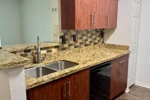 200 SW 117th Terrace SW, Pembroke Pines, FL 33025 - Photo 18