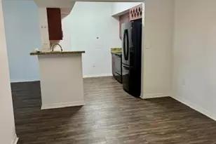 200 SW 117th Terrace SW, Pembroke Pines, FL 33025 - Photo 16