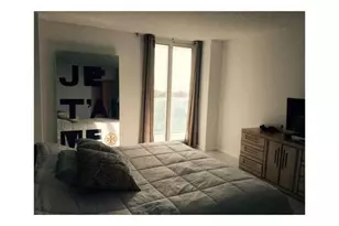 100 Bayview Dr, Sunny Isles Beach, FL 33160 - Photo 10