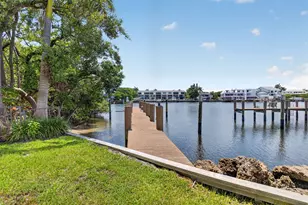 1111 George Bush Blvd, Delray Beach, FL 33483 - Photo 32