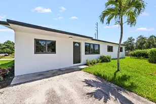 3645 Melaleuca Ln, Lake Worth, FL 33461 - Photo 2