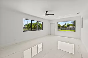 3645 Melaleuca Ln, Lake Worth, FL 33461 - Photo 14