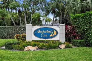 1560 Yachtman Pl, Wellington, FL 33414 - Photo 32