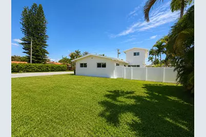 1155 Washington Street, Hollywood, FL 33019 - Photo 30
