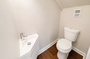 1155 Washington St, Hollywood, FL 33019 - Photo 10