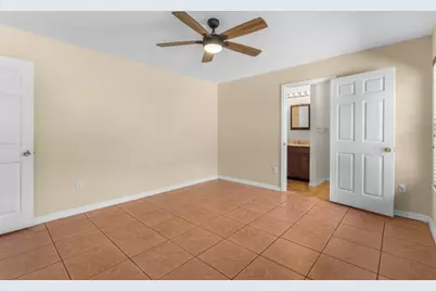 1636 NE Darlich Avenue, Jensen Beach, FL 34957 - Photo 20