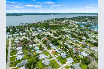 1636 NE Darlich Avenue, Jensen Beach, FL 34957 - Photo 52