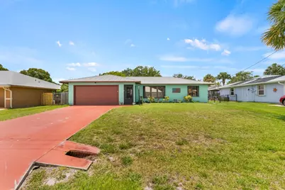1636 NE Darlich Avenue, Jensen Beach, FL 34957 - Photo 2