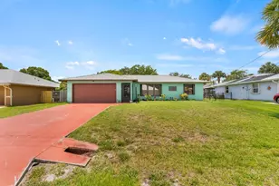 1636 NE Darlich Ave, Jensen Beach, FL 34957 - Photo 2