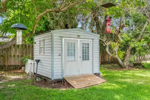 1636 NE Darlich Ave, Jensen Beach, FL 34957 - Photo 42