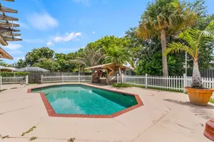 1636 NE Darlich Ave, Jensen Beach, FL 34957 - Photo 36