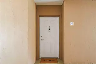 5095 Fairways Cir, Vero Beach, FL 32967 - Photo 8