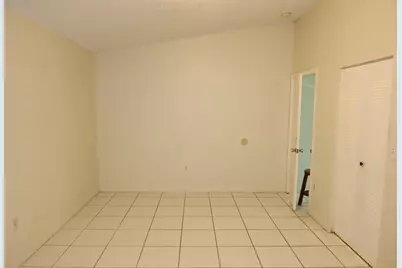 7001 W 35th Avenue #273, Hialeah, FL 33018 - Photo 12