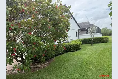 9 Windsor Lane, Boynton Beach, FL 33436 - Photo 6