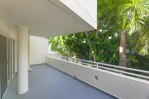 2100 Brickell Ave, Miami, FL 33129 - Photo 24