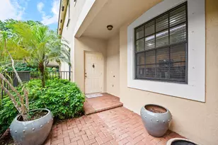 4212 Vineyard Cir, Weston, FL 33332 - Photo 4