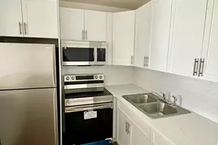 203 Easthampton I, West Palm Beach, FL 33417 - Photo 2