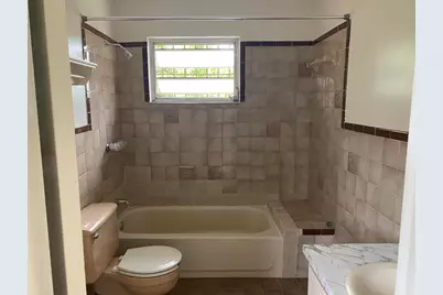 1050 NW 100th Street, Miami, FL 33150 - Photo 6